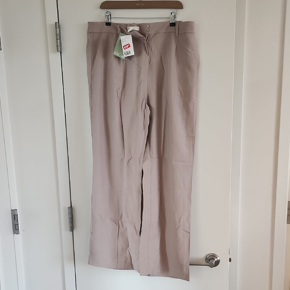 Women's Beige Pants
